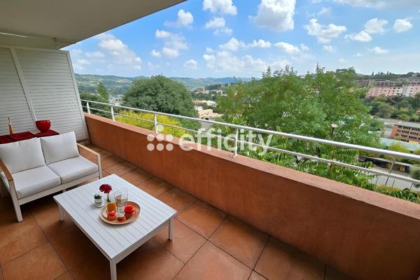 Appartement 3 pièces - 76 m² Exclusivité efficity