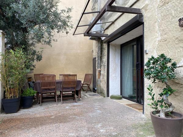 BARBENTANE, MdV ATYPIQUE SH 140M², 3 CHAMBRES, EXTERIEUR  35M²