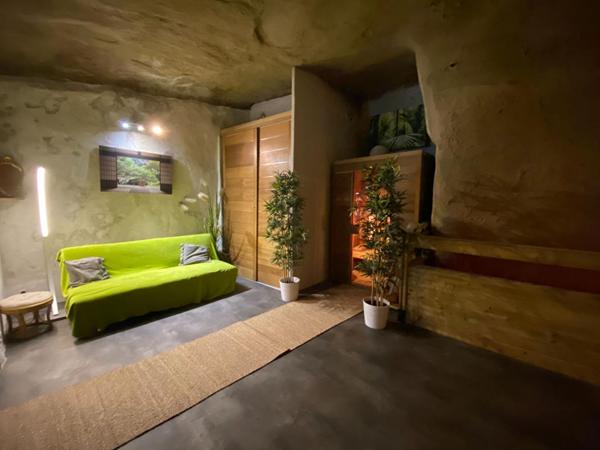 BARBENTANE, MdV ATYPIQUE SH 140M², 3 CHAMBRES, EXTERIEUR  35M²