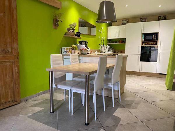 BARBENTANE, MdV ATYPIQUE SH 140M², 3 CHAMBRES, EXTERIEUR  35M²