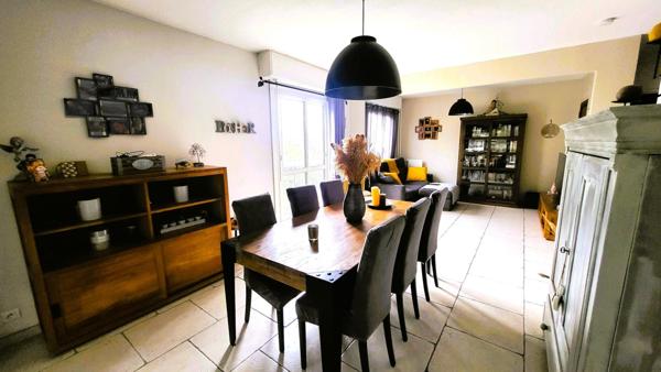 Magnifique T4 lumineux avec balcon et parking