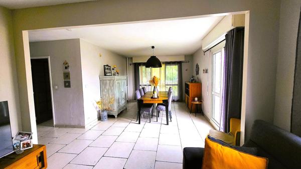 Magnifique T4 lumineux avec balcon et parking