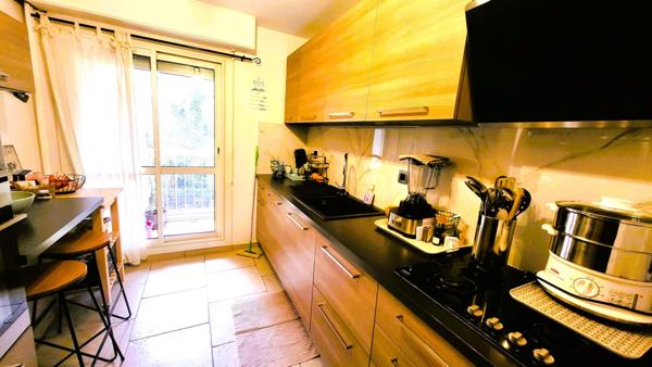 Magnifique T4 lumineux avec balcon et parking