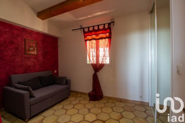 Maison 5 pièces de 135 m² à Cagnes-sur-Mer (06800)