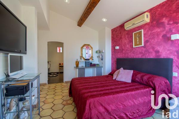 Maison 5 pièces de 135 m² à Cagnes-sur-Mer (06800)