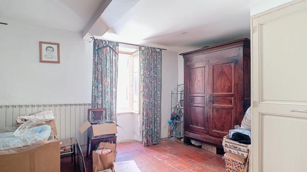Maison de ville à vendre à Carpentras - 115 000 €