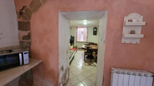 Maison de ville à vendre à Carpentras - 115 000 €