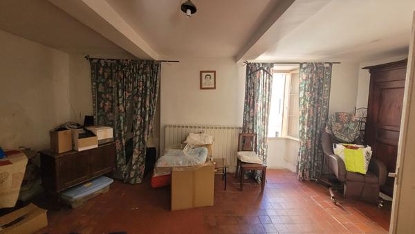 Maison de ville à vendre à Carpentras - 115 000 €
