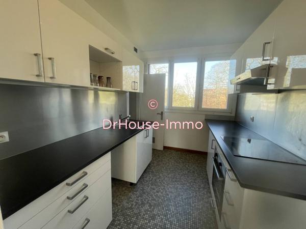 Appartement à louer 4 pièces de 66 m²
