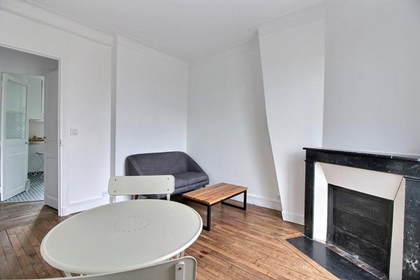 À louer : Appartement 2 pièces à Paris - Réf. L1037