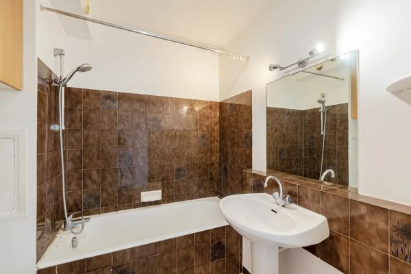Appartement Paris 18 e - MARCADET / STEPHENSON