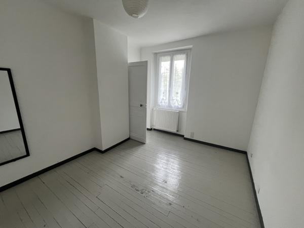 Maison à louer 750 € CC Coulounieix-Chamiers 3 p 84 m² DPE E