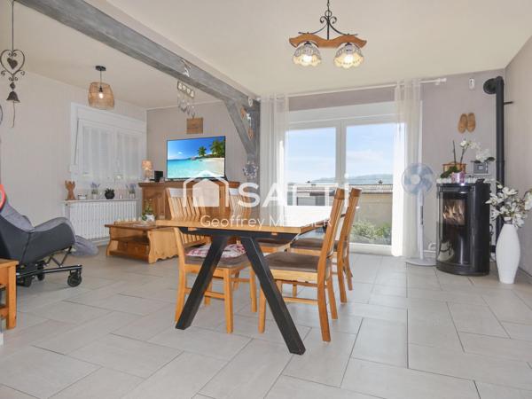 Maison de type plain-pied sur-élevé avec sous-sol complet!