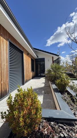 Saint-Priest-en-Jarez (42270) VILLA CONTEMPORAINE D’EXCEPTION – ENVIRONNEMENT PRIVILÉGIÉ