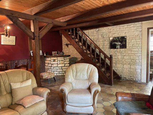 Maison  4 pièce(s)  2 chambre(s)  100 m²