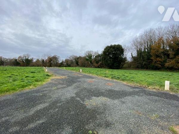 Terrains à bâtir - PLOUHA  ( 10 lots de 425m² à 533 m², de  58741.02  euros à 82437.74 euros )....