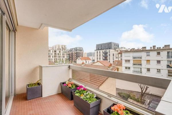 Appartement de 4 pièces avec large balcon plein sud
