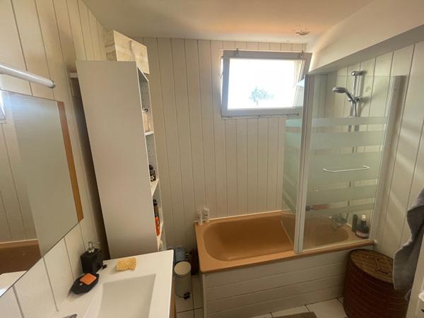 A VENDRE LA ROCHELLE TASDON APPARTEMENT 3 PIECES AVEC TERRASSE ,  La rochelle