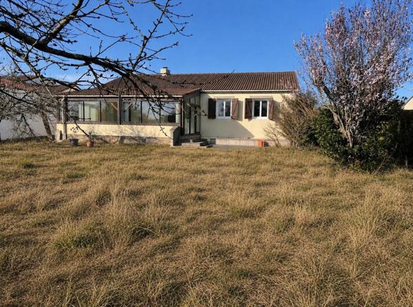 Maison centre bourg de Bouaye 100 m² 5 pièces