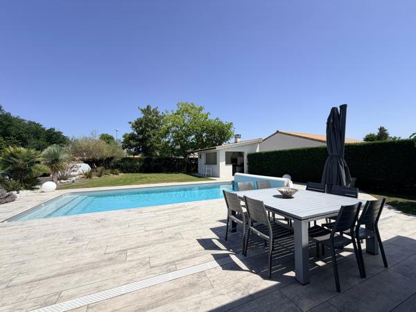 Maison 7 pièce(s) 5 chambre(s) 213 m²