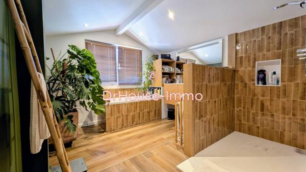 Maison à vendre 10 pièces de 300 m²