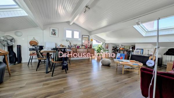 Maison à vendre 10 pièces de 300 m²