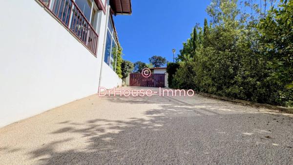 Maison à vendre 10 pièces de 300 m²