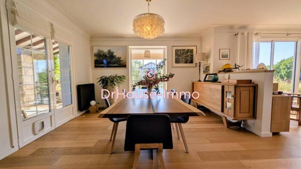 Maison à vendre 10 pièces de 300 m²