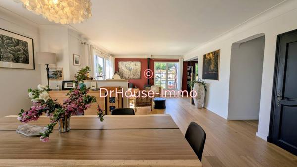 Maison à vendre 10 pièces de 300 m²