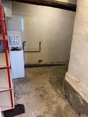 Faucon (84110) Charmante maison de village en pierres, entièrement restaurée – 67 m² – 2 chambres.