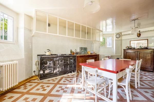 Ville-d'Avray, Hôtel particulier 7 Chambres -  420 m² à vendre