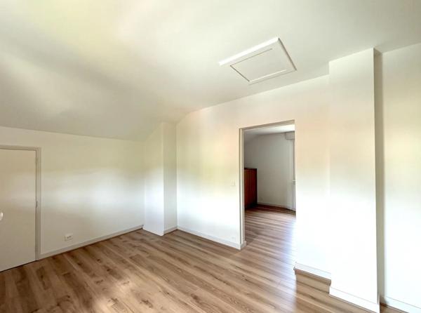 Maison à louer 6 pièces 106.4m² Exincourt (25400)