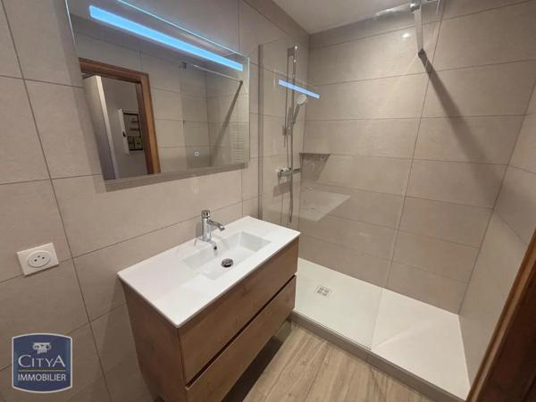 Appartement à louer 2 pièces 50.1m² Bischheim (67800)