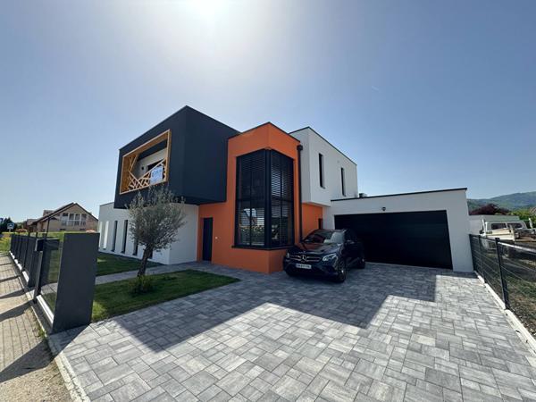 Maison - 6 pièces - 170 m²