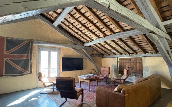 Appartement à louer    4 pièces • 100,74 m2 Montmorillon