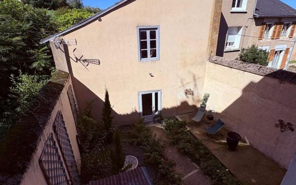 Appartement à louer    4 pièces • 100,74 m2 Montmorillon