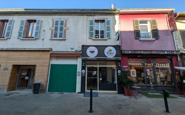 Immeuble à vendre    5 pièces •  Les Avenières