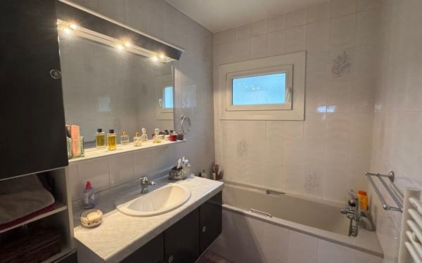 Appartement à vendre    3 pièces • 88,61 m2 Sainte-Adresse