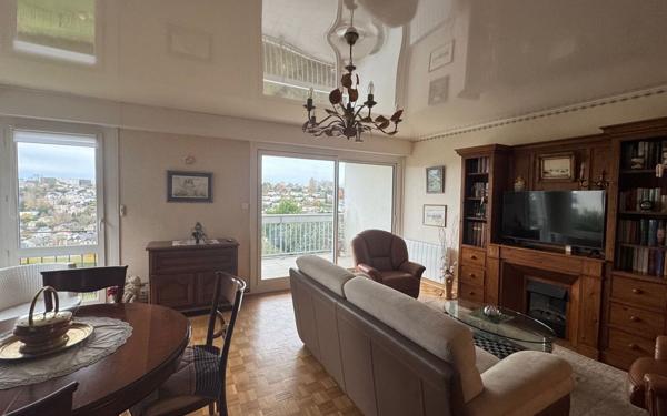 Appartement à vendre    3 pièces • 88,61 m2 Sainte-Adresse