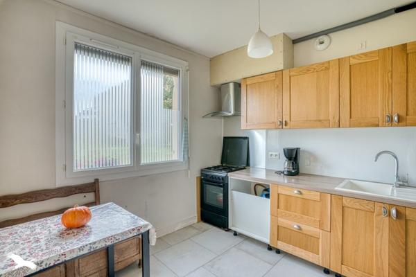 Maison à vendre |  Virazeil |  9 pièces | 144 m²