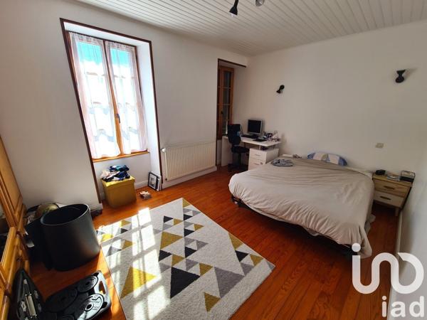 Maison rustique 6 pièces de 167 m² à Romegoux (17250)