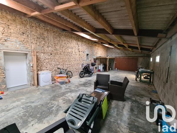 Maison rustique 6 pièces de 167 m² à Romegoux (17250)