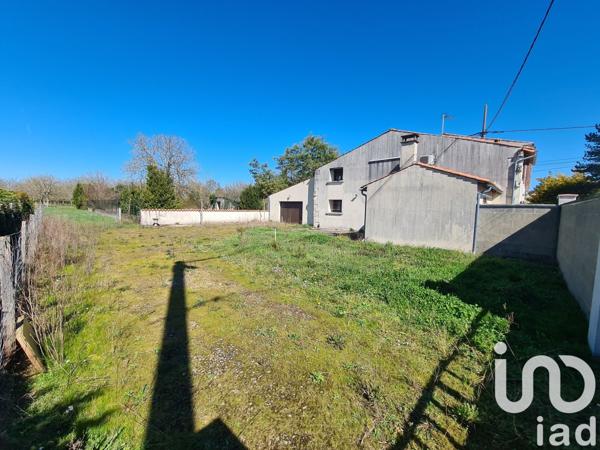 Maison rustique 6 pièces de 167 m² à Romegoux (17250)