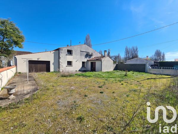 Maison rustique 6 pièces de 167 m² à Romegoux (17250)