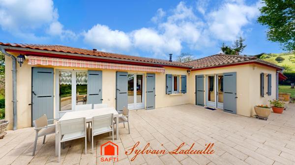 Maison de plain-pied + dépendance de 90m² proche St-Cyprien
