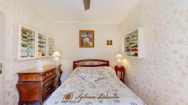 Maison de plain-pied + dépendance de 90m² proche St-Cyprien