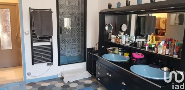 Appartement 4 pièces de 150 m² à Autun (71400)