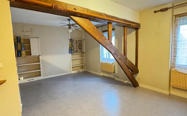 Appartement à vendre    1 pièce • 34,47 m2 Orléans