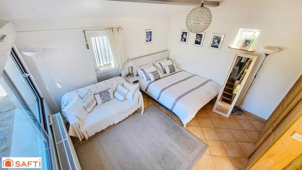 Maison de plain pied, centre du Beausset avec piscine