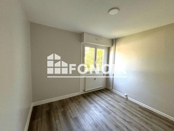 Location Appartement 5 pièces 84.29 m² - RESIDENCE SAINT PIERRE Voiron 38500